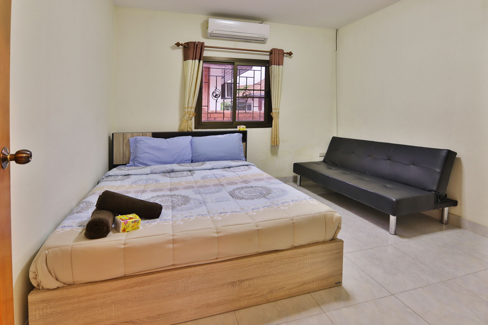 Nowhere Villa Pluto Паттая Екстер'єр фото